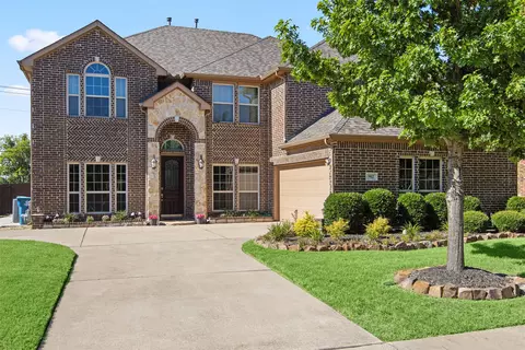 912 Danbury Dr, Desoto, TX 75115
