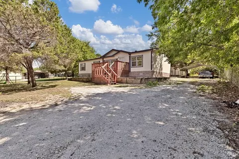 228 Kelly Brook Ln, Weatherford, TX 76087