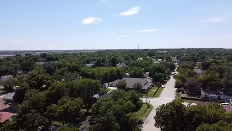 320 W Gambrell St, Fort Worth, TX 76115