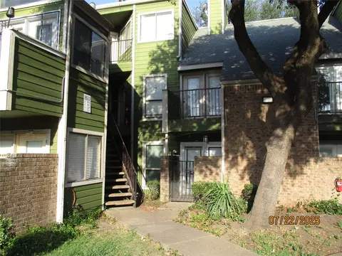 9823 Walnut St #207, Dallas, TX 75243
