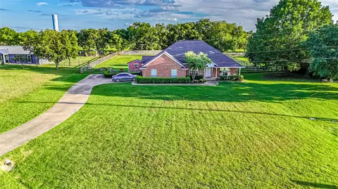 415 Overland Dr, Lowry Crossing, TX 75069