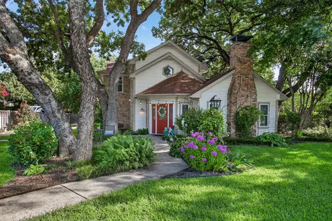 622 Arbor Ct, Highland Village, TX 75077