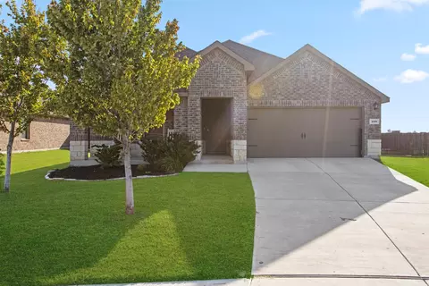 208 Churchill Ct, Waxahachie, TX 75165