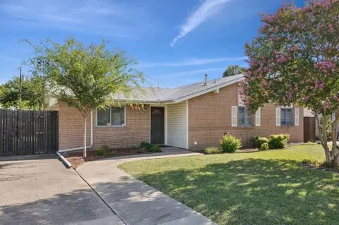 1431 Felix Dr, Plano, TX 75074
