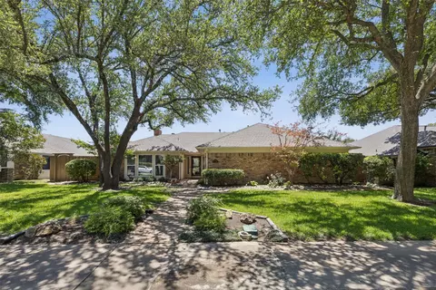7352 Briarnoll Dr, Dallas, TX 75252