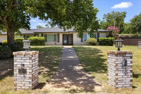 6506 Choctaw Ct, Granbury, TX 76049