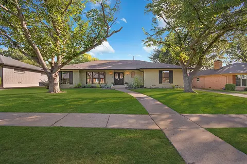 4708 Ridgelawn Dr, Dallas, TX 75214