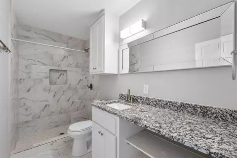 Bath - 1217 Frost Ave, Waco, TX 76708 photo 1 of 1