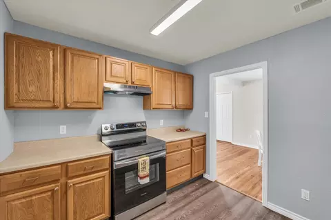 Kitchen - 2805 Lyle Ave, Waco, TX 76708 photo 2 of 2