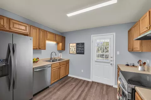 Kitchen - 2805 Lyle Ave, Waco, TX 76708 photo 1 of 2