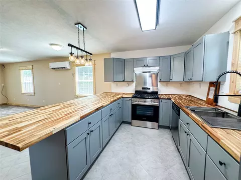 Kitchen - 107 Union Ave, Rule, TX 79547 photo 5 of 5