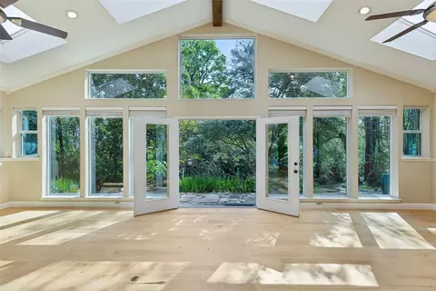 6810 Harvest Glen Dr, Dallas, TX 75248