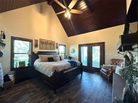 Bedroom - 125 Drake Ct, Comanche, TX 76442 photo 5 of 5