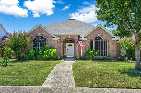 3403 Chapelwood Dr, Sunnyvale, TX 75182