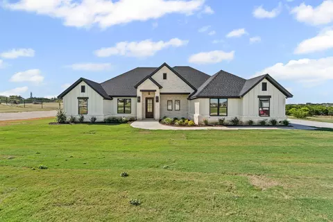 3085 Infinity Dr, Weatherford, TX 76087