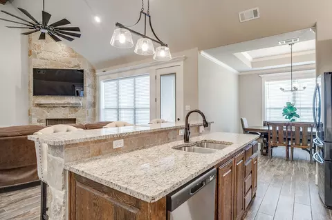 Kitchen - 1053 Tex Ln, Springtown, TX 76082 photo 3 of 4