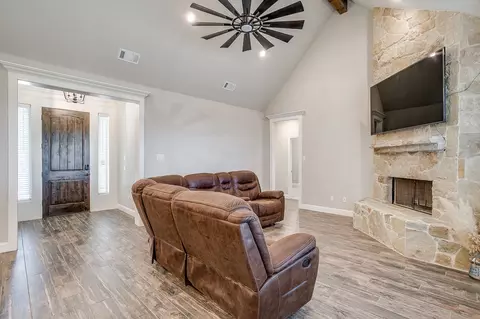 Other - 1053 Tex Ln, Springtown, TX 76082 photo 1 of 6