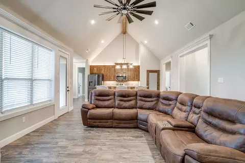 Other - 1053 Tex Ln, Springtown, TX 76082 photo 3 of 6