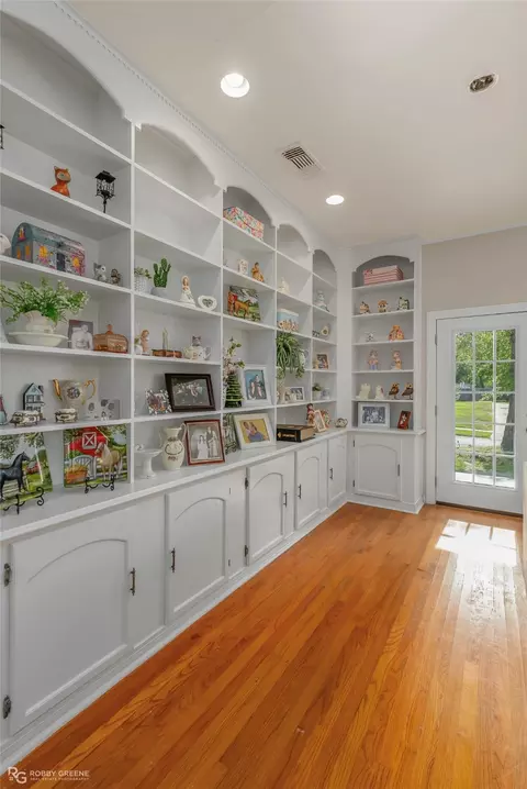 Entry Way - 900 Elm St, Minden, LA 71055 photo 1 of 3