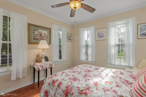 Bedroom - 900 Elm St, Minden, LA 71055 photo 2 of 3