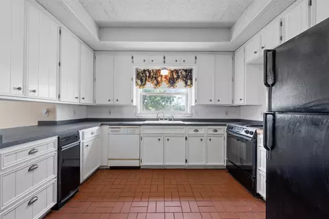 Kitchen - 11307 China Spring Rd, Waco, TX 76708 photo 1 of 3