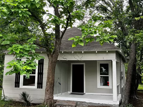 1020 N Clinton St, Stephenville, TX 76401