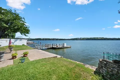 4115 Lands End Ct, Granbury, TX 76048