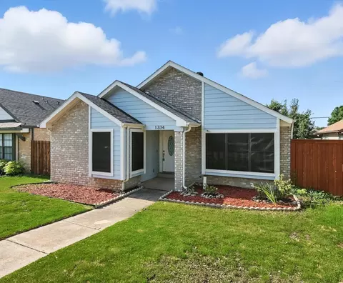 1334 Cedar Ridge Dr, Lewisville, TX 75067