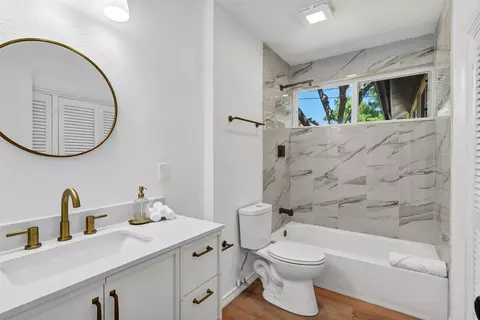 Bath - 3710 Devonshire Ct E, Irving, TX 75062 photo 1 of 6