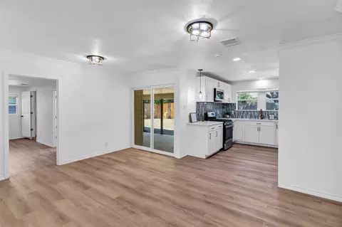 Living - 3710 Devonshire Ct E, Irving, TX 75062 photo 3 of 6