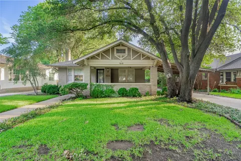 1916 Patton Ct, Fort Worth, TX 76110