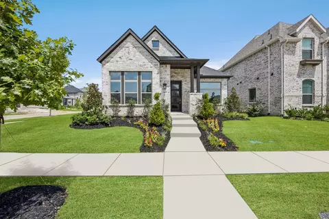 1901 Cola Dr, Van Alstyne, TX 75495