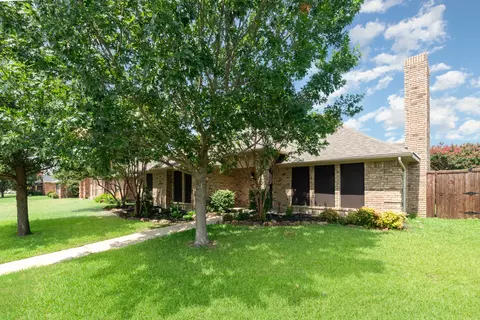 3907 Alto Ave, Carrollton, TX 75007
