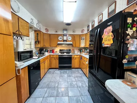 Kitchen - 1303 N Avenue L, Haskell, TX 79521 photo 1 of 1
