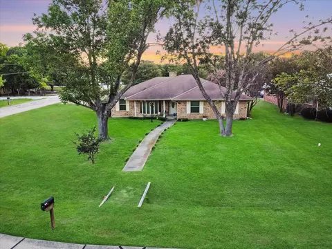 101 Hidden Ln, Red Oak, TX 75154