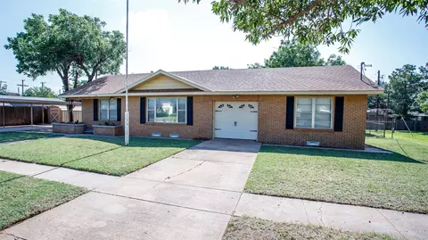 406 S S Ctr, Archer City, TX 76351