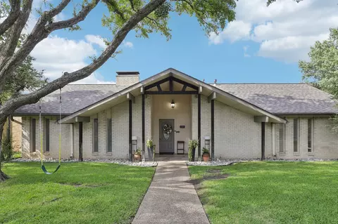 7741 El Santo Ln, Dallas, TX 75248
