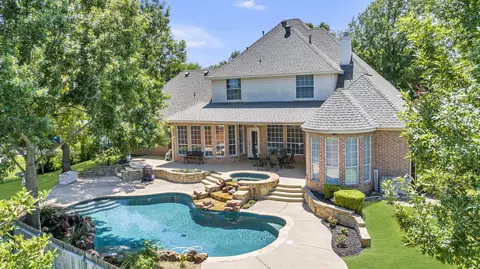 106 Skyline Dr, Trophy Club, TX 76262