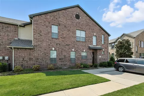 4233 Swan Forest Dr #A, Carrollton, TX 75010
