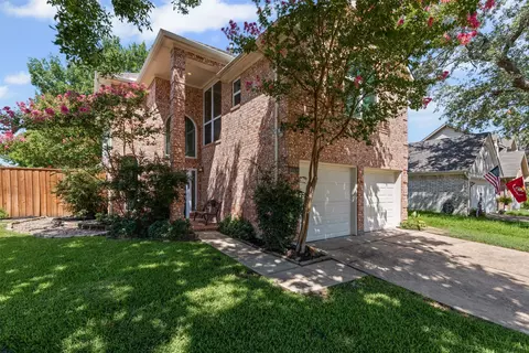 3801 Seminole Pl, Carrollton, TX 75007