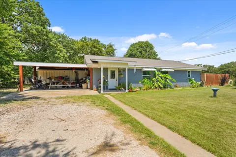 102 Boshart Way, Gun Barrel City, TX 75156