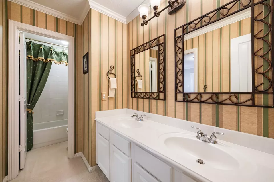 Bath - 114 Liberty Ln, Rockwall, TX 75032 photo 5 of 5