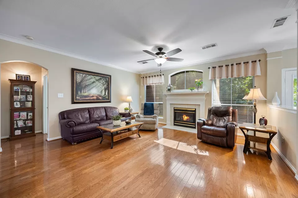 Living - 114 Liberty Ln, Rockwall, TX 75032 photo 1 of 1