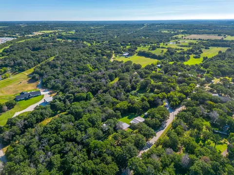 2137 Malone Rd, Cleburne, TX 76031 photo 4