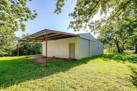 2137 Malone Rd, Cleburne, TX 76031 photo 15
