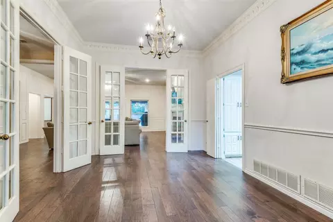 28 Rolling Hills Cir, Denton, TX 76205