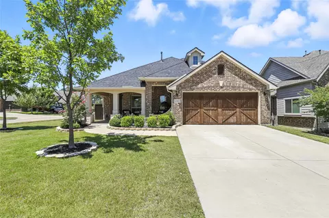 1301 Senna Dr, Burleson, TX 76028