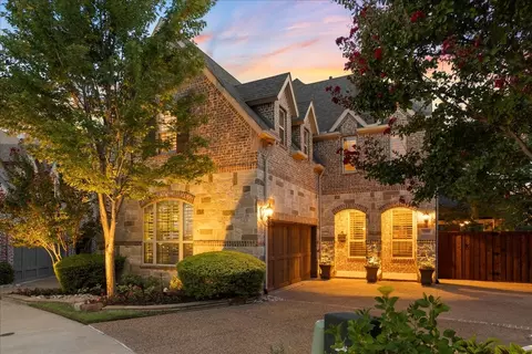 1000 The Lakes Blvd, Lewisville, TX 75056