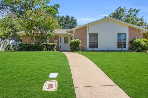 1334 Evergreen Dr, Lewisville, TX 75067