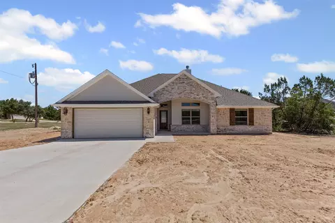 1255 Peninsula Dr, Bluff Dale, TX 76433
